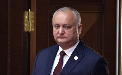 Молдавын Ерөнхийлөгч асан Игорь Додоныг 72 цагийн хугацаатай саатуулжээ