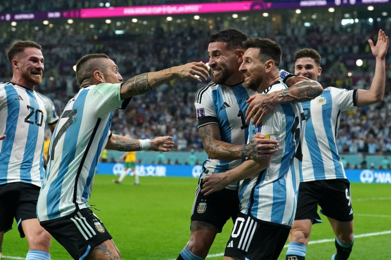 Аргентины хөлбөмбөгийн од Месси 1000 дахь тоглолтдоо 789 дэх гоолоо орууллаа